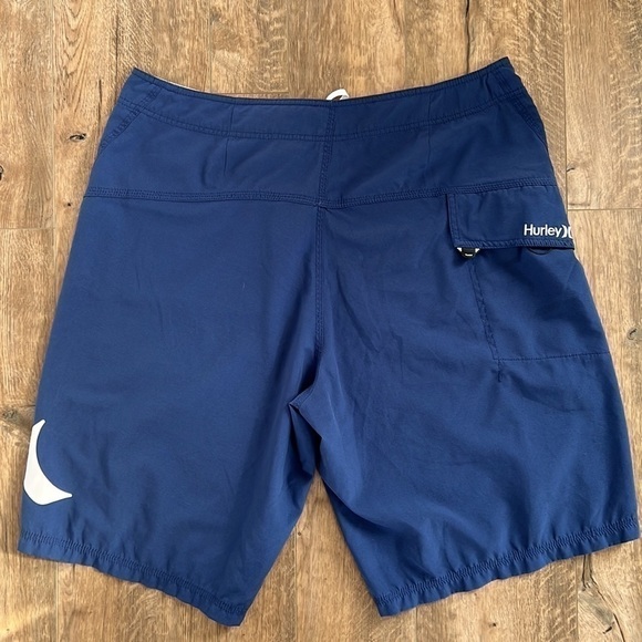 Hurley Lightweight Unlined Board Shorts Swim Trunks - Picture 2 of 6